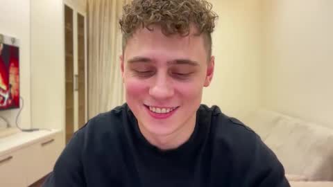 Snapshot of tyler_garrner chatting on 11-21-25, 05:22 tyler_garrner online show from 11-21-25, 05:22