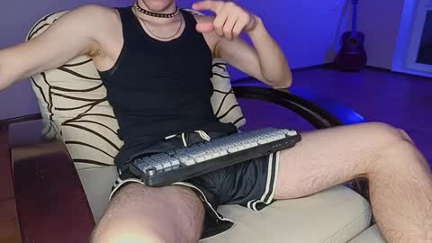 Tyler and Chris online show from 12-04-25, 03:32