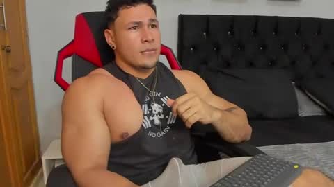 Snapshot of tyler_hank1 chatting on 06-21-26, 12:24 tyler_hank1 online show from 06-21-26, 12:24
