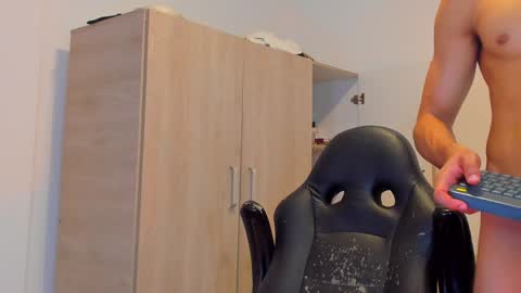     online show from 12-08-24, 05:07