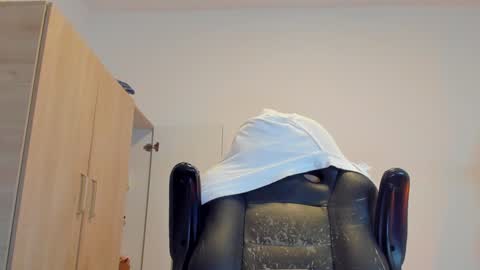     online show from 01-16-25, 02:30