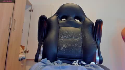     online show from 01-22-25, 11:53