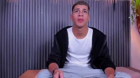 tyler_noir online show from 06-19-26, 11:47