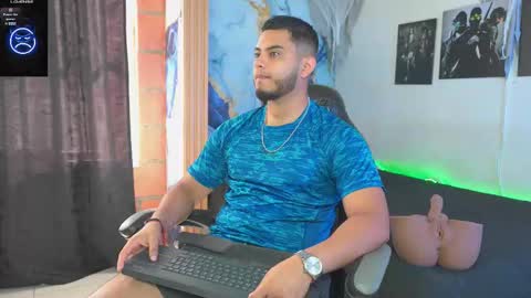 Snapshot of tyler_price01 chatting on 11-19-25, 01:44 Tyler online show from 11-19-25, 01:44