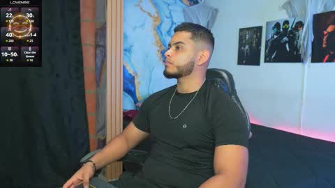 Snapshot of tyler_price01 chatting on 12-01-25, 11:43 Tyler online show from 12-01-25, 11:43