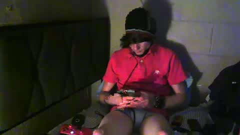 Snapshot of tylerlee199169 chatting on 01-01-25, 10:21 Tyler online show from 01-01-25, 10:21