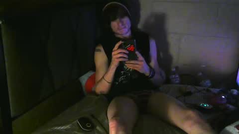 Snapshot of tylerlee199169 chatting on 01-07-25, 05:01 Tyler online show from 01-07-25, 05:01