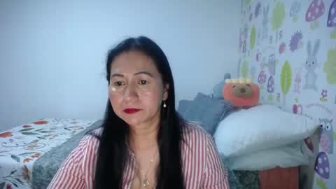 Snapshot of tyna_b chatting on 07-03-26, 01:56 Tyna online show from 07-03-26, 01:56