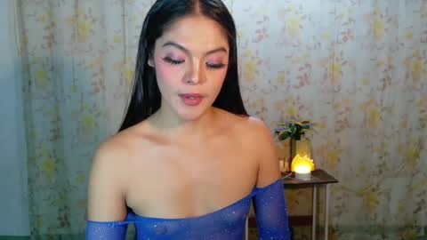 Snapshot of tynovaria chatting on 07-18-26, 04:00 tynovaria online show from 07-18-26, 04:00