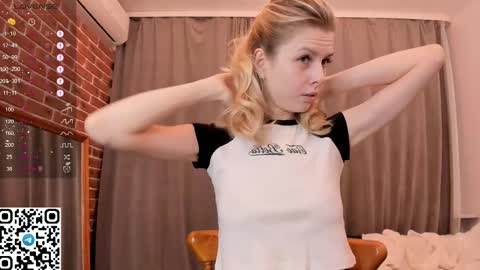 Christine 3 Next broadcast tomorrow at 2100 GMT 5 online show from 03-11-25, 05:24