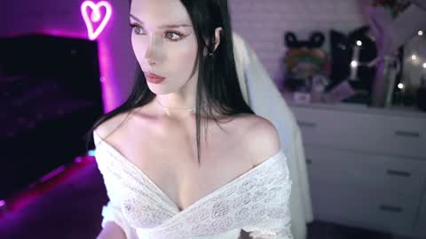 Izzy    online show from 01-10-25, 10:39