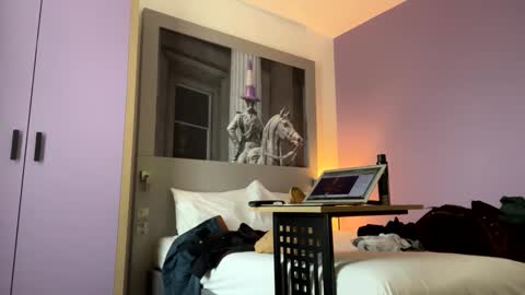 ukclive online show from 03-09-25, 03:16