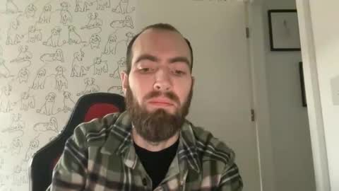 Snapshot of ukhung35 chatting on 11-28-25, 01:47 UK Hung online show from 11-28-25, 01:47