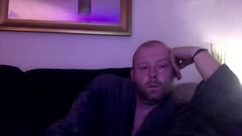 ukmatty3 online show from 09-30-25, 08:47