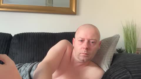 ukmatty3 online show from 04-19-26, 10:14