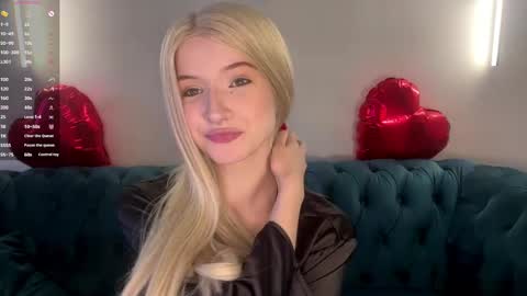 Snapshot of ulalittlepage chatting on 05-03-26, 03:07 Vikki online show from 05-03-26, 03:07