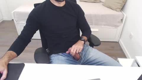 Snapshot of ulep chatting on 10-24-25, 10:55 Ulep online show from 10-24-25, 10:55