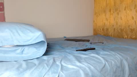 Snapshot of ulisess15 chatting on 01-05-25, 01:58 Felipe model independent online show from 01-05-25, 01:58