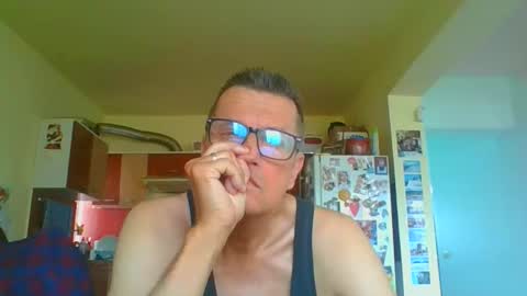 ulmeni4 online show from 04-08-26, 07:41