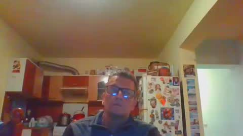 ulmeni4 online show from 04-17-26, 07:17