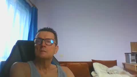 Snapshot of ulmeni7 chatting on 01-06-26, 09:46 ulmeni7 online show from 01-06-26, 09:46