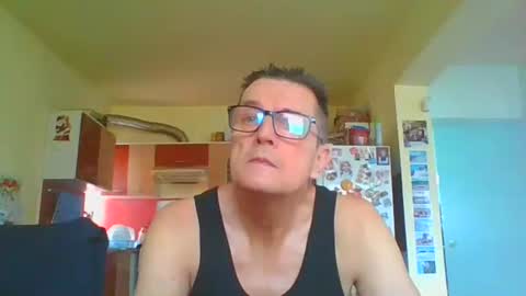 Snapshot of ulmeni7 chatting on 02-22-26, 08:57 ulmeni7 online show from 02-22-26, 08:57