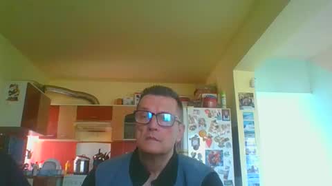 Snapshot of ulmeni7 chatting on 03-08-26, 07:45 ulmeni7 online show from 03-08-26, 07:45
