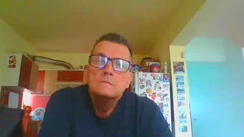 Snapshot of ulmeni7 chatting on 05-18-26, 11:38 ulmeni7 online show from 05-18-26, 11:38