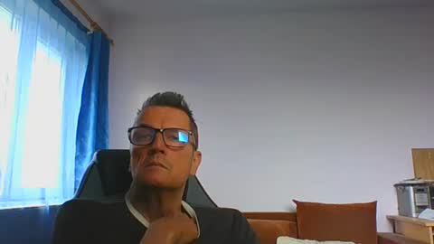 Snapshot of ulmeni7 chatting on 05-31-26, 02:24 ulmeni7 online show from 05-31-26, 02:24
