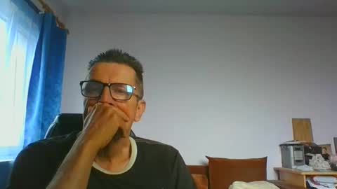 Snapshot of ulmeni7 chatting on 06-02-26, 05:20 ulmeni7 online show from 06-02-26, 05:20