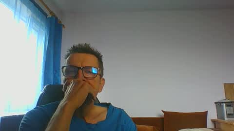 ulmeni7 online show from 06-11-26, 09:51