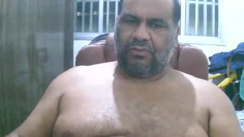 ulmo_br online show from 10-31-25, 02:34