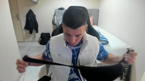 Snapshot of ulxer chatting on 09-28-25, 07:52 hi im mike tyson - online show from 09-28-25, 07:52