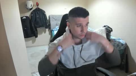 hi im mike tyson -  online show from 04-11-26, 07:51