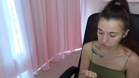 Snapshot of ulyanix chatting on 09-24-25, 04:49 Ulyana online show from 09-24-25, 04:49