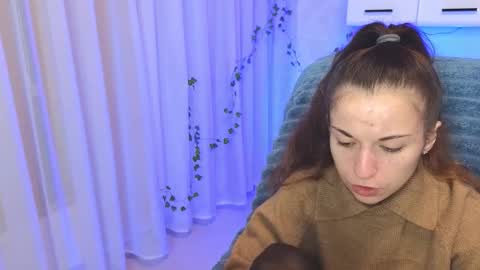 Snapshot of ulyanix chatting on 10-19-25, 04:02 Ulyana online show from 10-19-25, 04:02