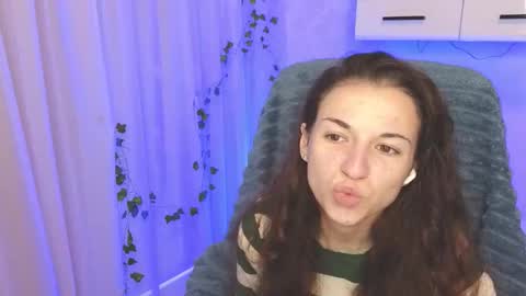 Snapshot of ulyanix chatting on 11-10-25, 05:28 Ulyana online show from 11-10-25, 05:28