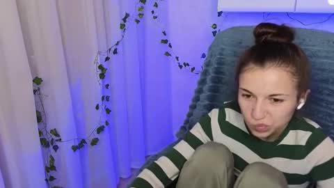 Snapshot of ulyanix chatting on 11-27-25, 05:09 Ulyana online show from 11-27-25, 05:09