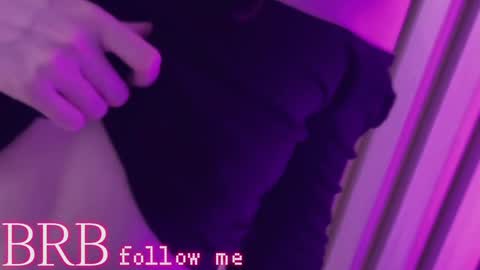 Una  online show from 01-15-25, 12:25