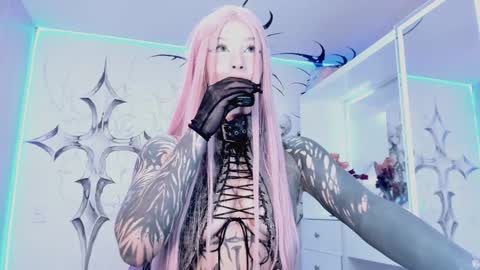 Elle Danielle  online show from 12-27-24, 03:53