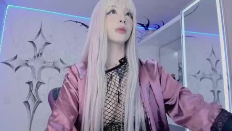 Elle Danielle  online show from 02-10-25, 03:35