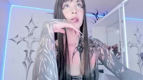 Elle Danielle  online show from 02-28-25, 03:59