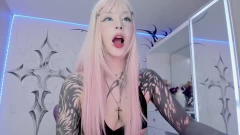 Elle Danielle  online show from 03-01-25, 03:53