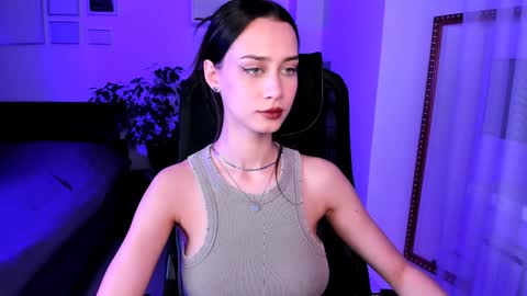 Snapshot of unaericaabistrong chatting on 01-04-25, 06:30 unaericaabistrong online show from 01-04-25, 06:30