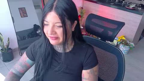 Franchesca  online show from 12-02-25, 07:20