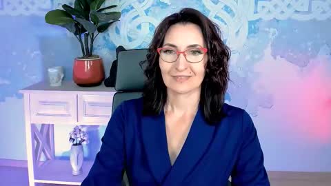 Snapshot of unatera chatting on 10-10-25, 08:02 UnaTera online show from 10-10-25, 08:02