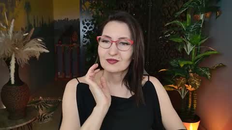 Snapshot of unatera chatting on 01-17-26, 09:25 UnaTera online show from 01-17-26, 09:25