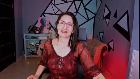 Snapshot of unatera chatting on 02-22-26, 09:52 UnaTera online show from 02-22-26, 09:52