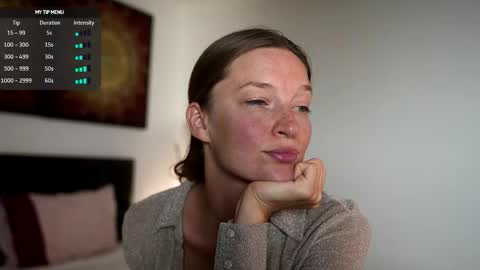 Snapshot of unbelievable__ chatting on 12-16-25, 01:32 Sasha online show from 12-16-25, 01:32