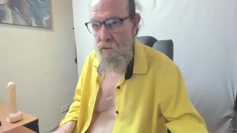 Uncle Hottie online show from 02-27-26, 05:35